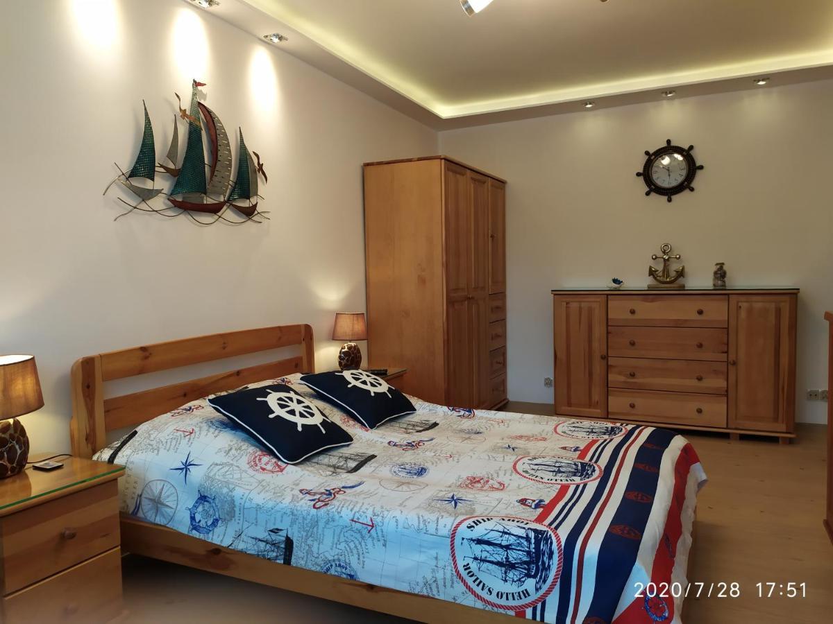 Apartament Pod Zaglami Lägenhet Świnoujście Exteriör bild