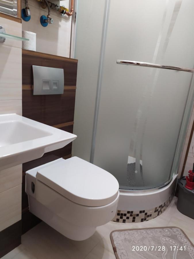 Apartament Pod Zaglami Lägenhet Świnoujście Exteriör bild
