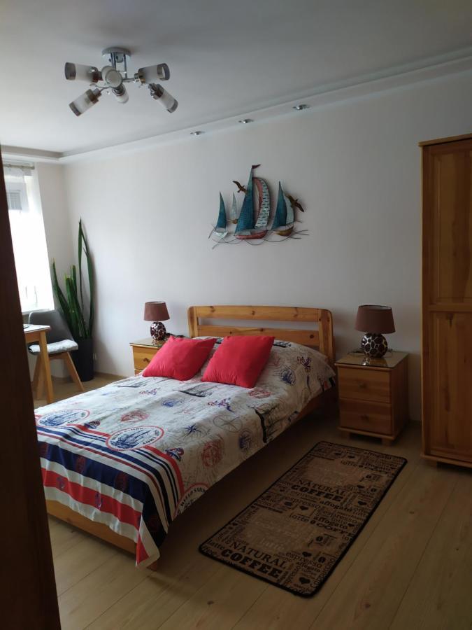Apartament Pod Zaglami Lägenhet Świnoujście Exteriör bild