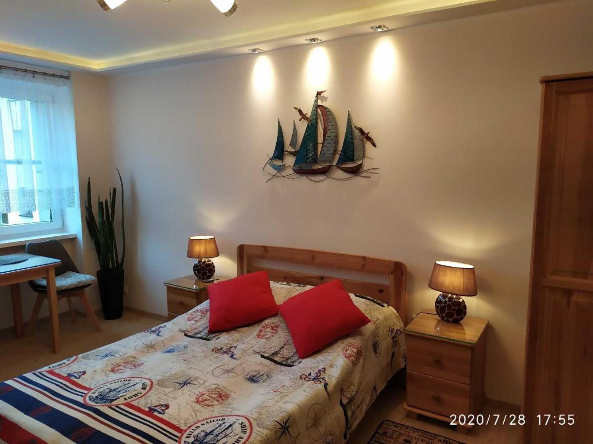 Apartament Pod Zaglami Lägenhet Świnoujście Exteriör bild