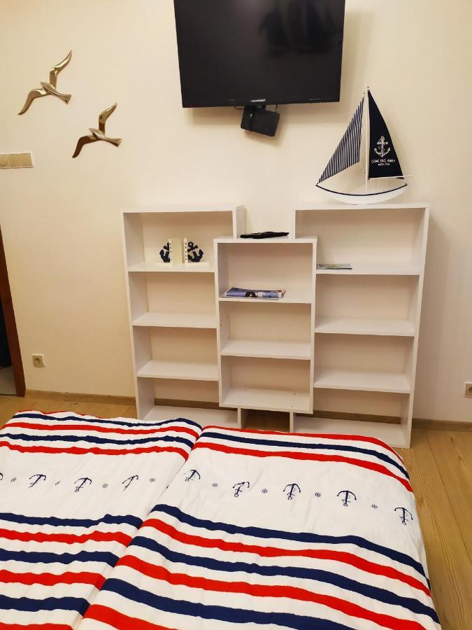Apartament Pod Zaglami Lägenhet Świnoujście Exteriör bild