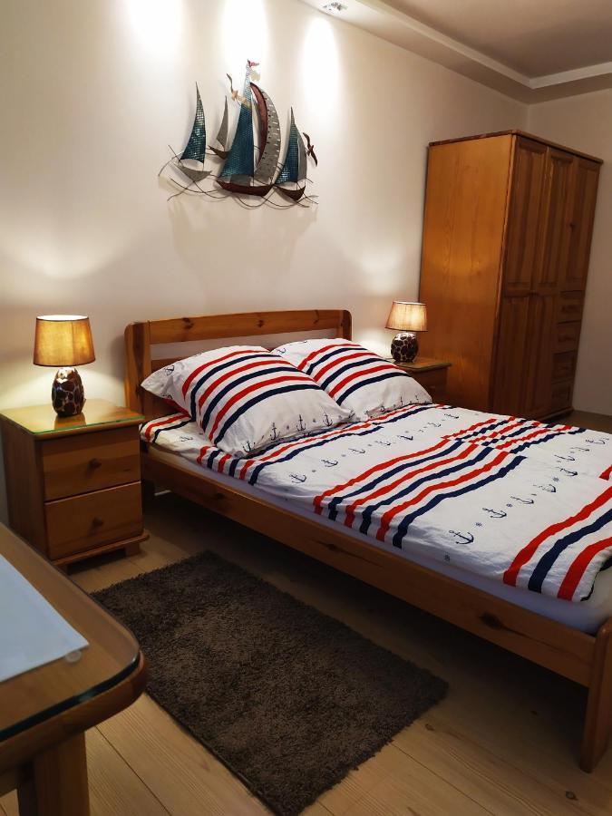 Apartament Pod Zaglami Lägenhet Świnoujście Exteriör bild
