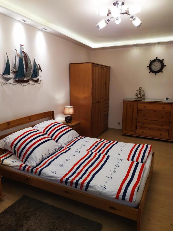 Apartament Pod Zaglami Lägenhet Świnoujście Exteriör bild